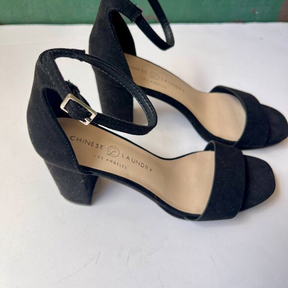 Chinese Laundry Black Suede Block Heels Size 6.5 - Picture 5 of 9
